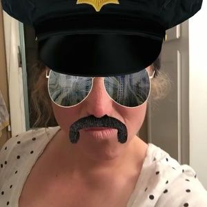 Meet your Posher, Becca